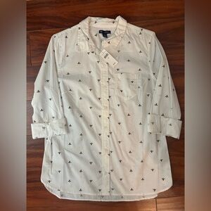 NWT!! GAP Boyfriend Fit Top